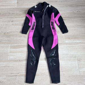 Seaskin Wet Suit Full Body Front Zip Neoprene Black and Pink Women’s Medium